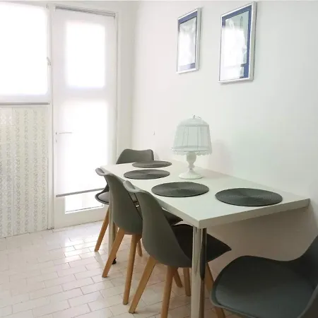 Natasha's Corfu Town Apartment *